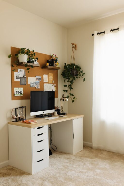 Cómo organizar un espacio de trabajo en casa para aumentar la productividad